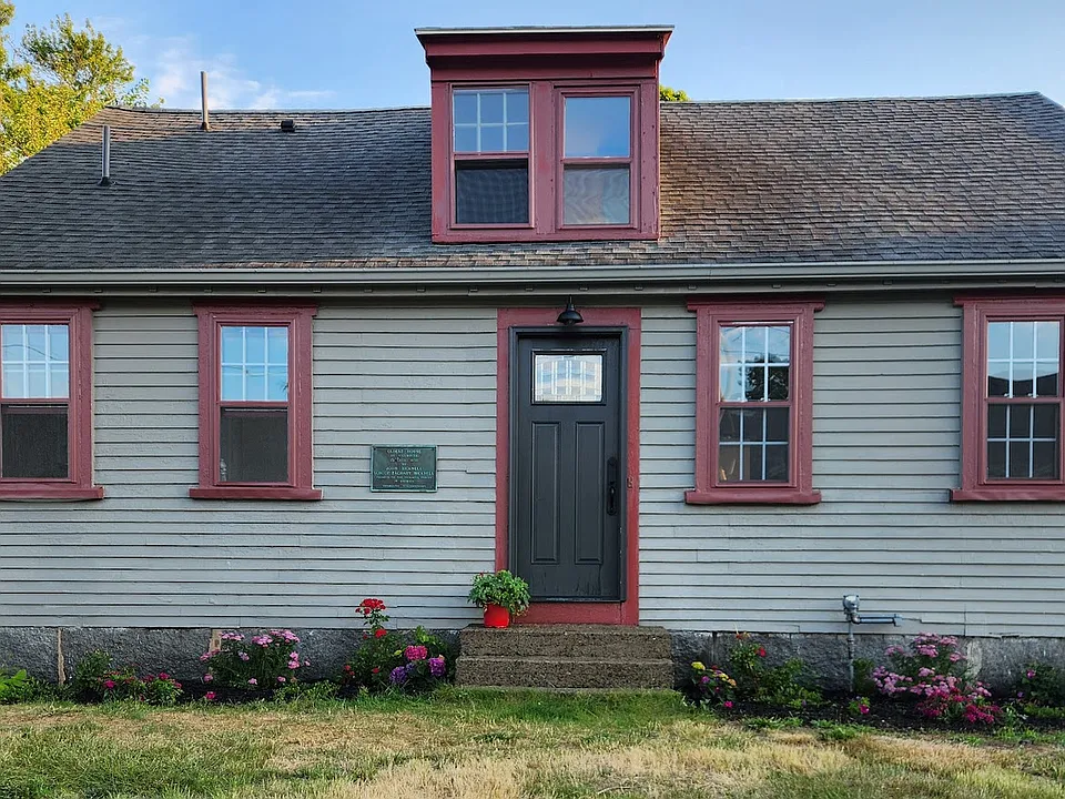 82-84 Sea St #82