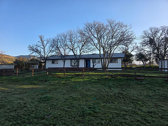 4th image of 30536 George Smith Road