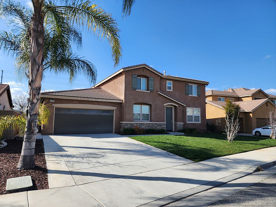 1st image of 27283 Stonehurst Dr