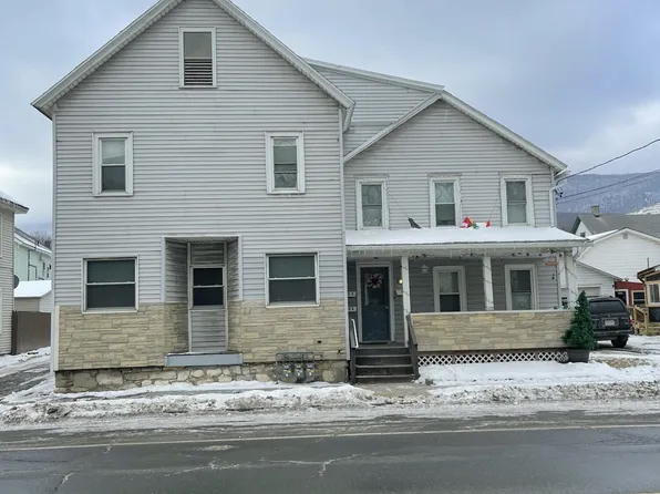 112 Columbia St, Adams, MA 01220