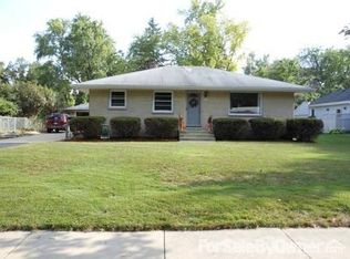 711 Renson Rd, Hartland, WI 53029