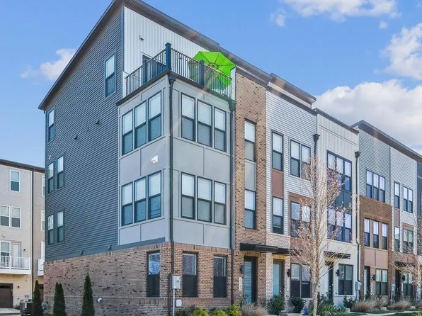 2545 Nicholson St, Hyattsville, MD 20782