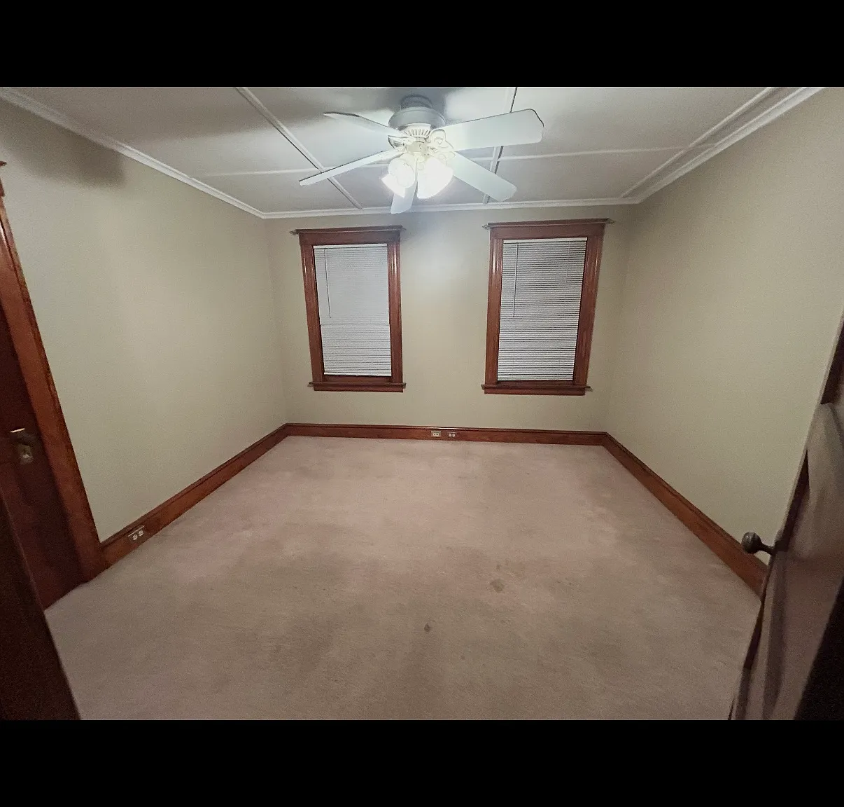3 bed, 1.5 bath, 1400 sqft, $1,550 — Photo 4