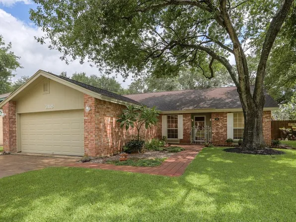3118 Founders Green Cir, Pearland, TX 77581