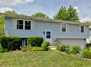 20566 N Florence Ave, Prairie View, IL 60069
