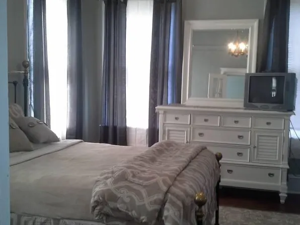 1116 Drayton St, Savannah, GA