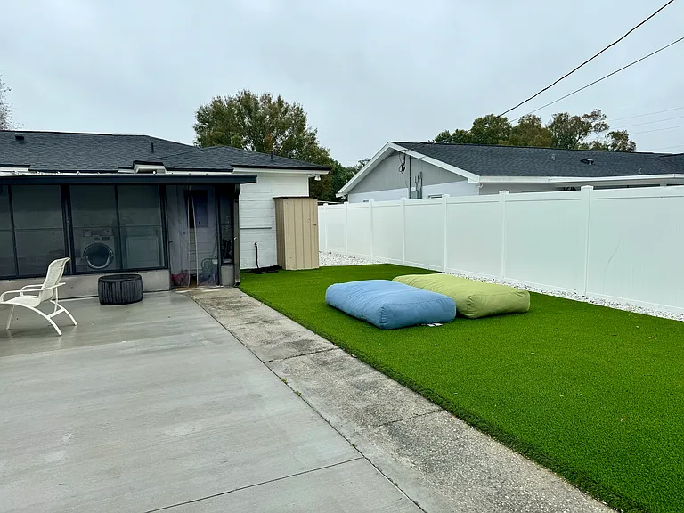 7816 Saint Vincent St — Photo 17