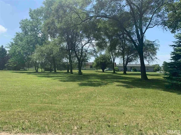 Lake John Cir, Winona Lake, IN 46590