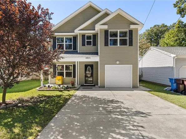 2021 Sparrow Rd, Chesapeake, VA 23320