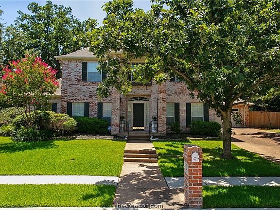 2nd image of 9218 Brookwater Cir