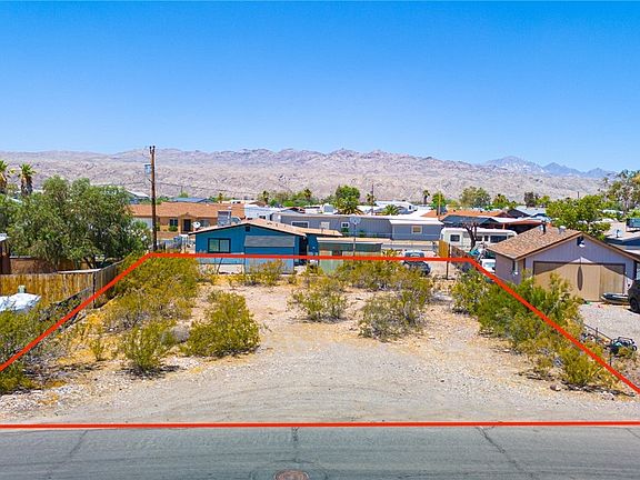 4th image of 2165 Newport Drive