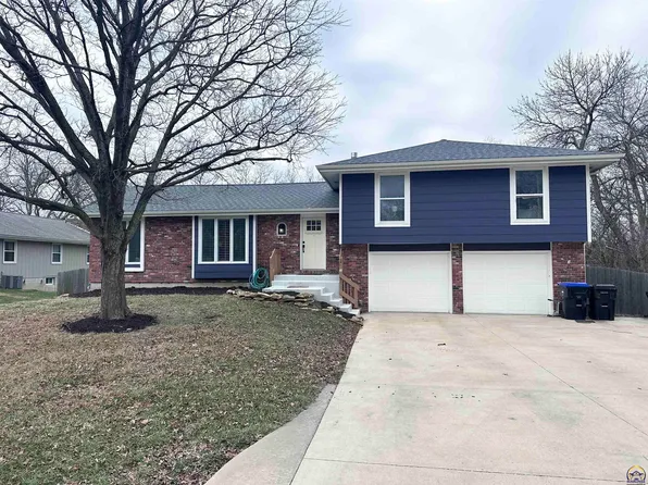 2907 SE Burton St, Topeka, KS 66605