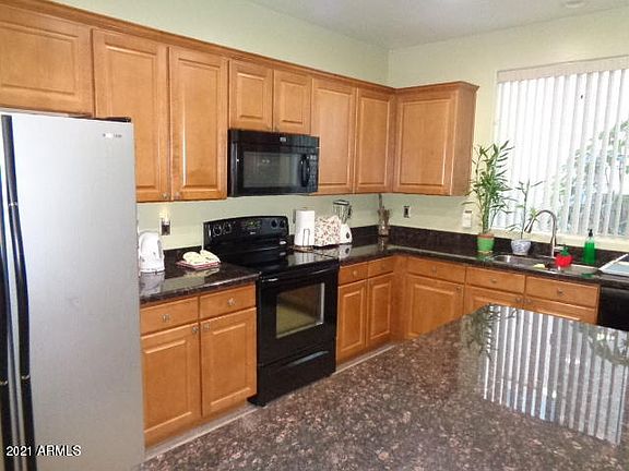 3rd image of 3114 W Via De Pedro Miguel