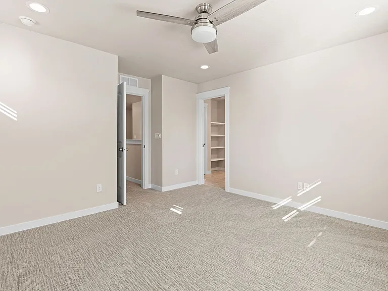 540 Black Beard St #BLAC540 — Photo 18