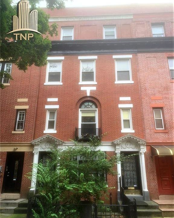 2nd image of 1052 Sterling Pl