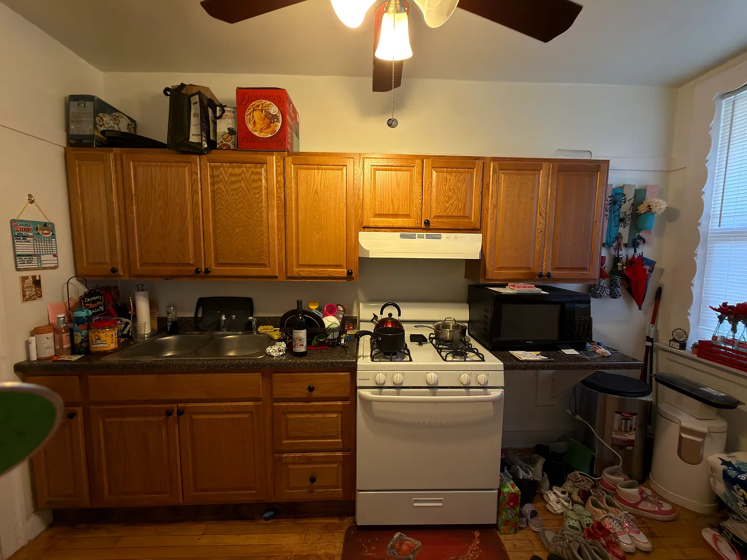 3 bed, $2,200 — Photo 3