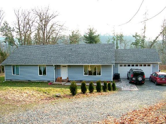 Built in 2006 - Like New!
