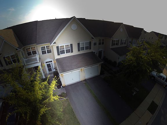 2nd image of 204 Wilmore Dr