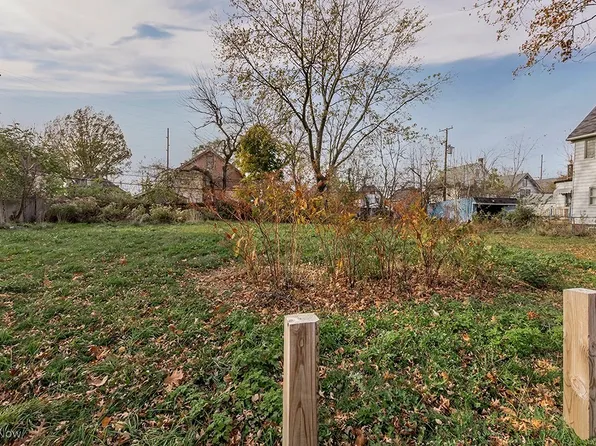 1274 E 134th St, East Cleveland, OH 44112