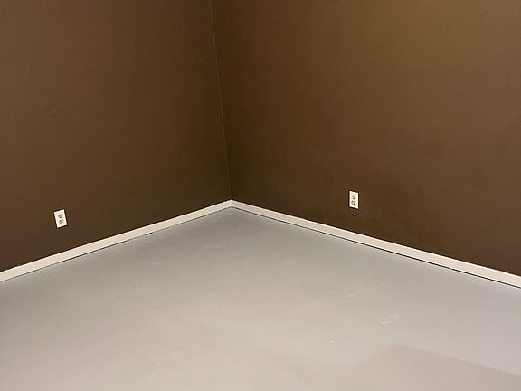 Stained concrete floors for easy cleaning