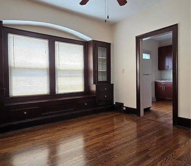 2126 Richland Ave — Photo 8