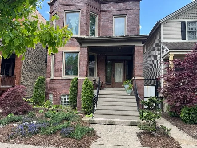 1721 W Carmen Ave #2 — Photo 15