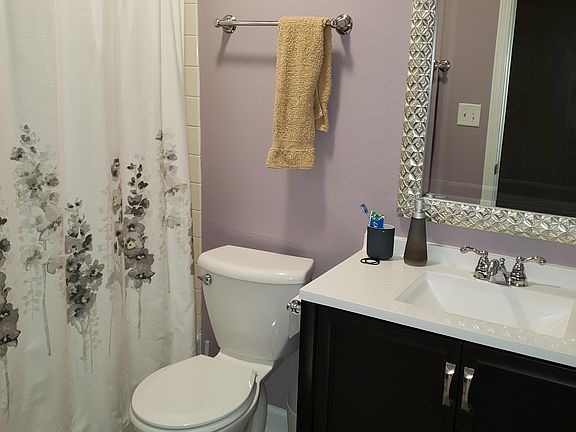 5th image of 246 N Brockway St