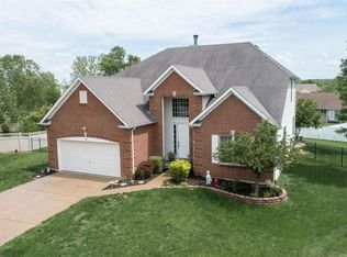 90 Chicory Ct, Dardenne Prairie, MO 63368