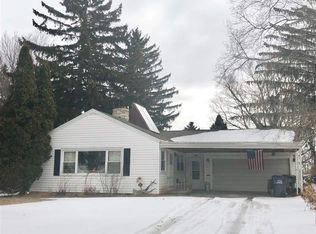 1032 Ivory St, Seymour, WI 54165