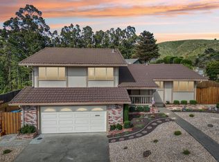 908 Park Pacifica Ave, Pacifica, CA 94044