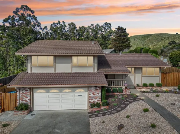 908 Park Pacifica Ave, Pacifica, CA 94044