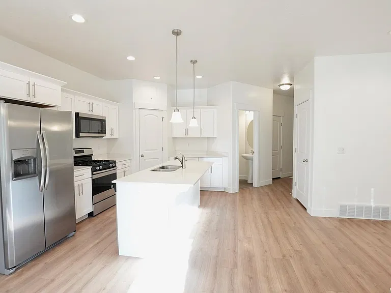 16236 S Truss Dr — Photo 11