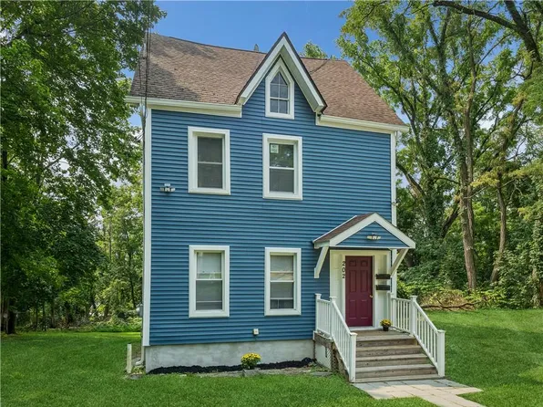 202 N Clinton Street, Poughkeepsie, NY 12601