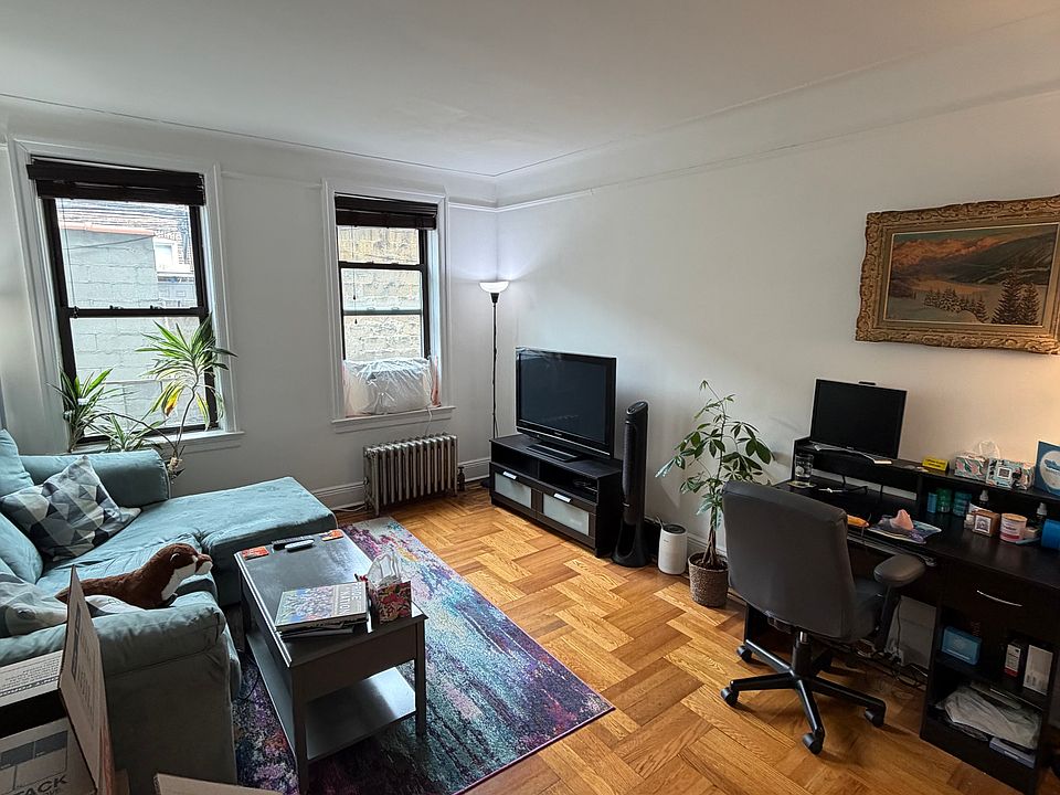 1st image of 2840 34th St APT 1