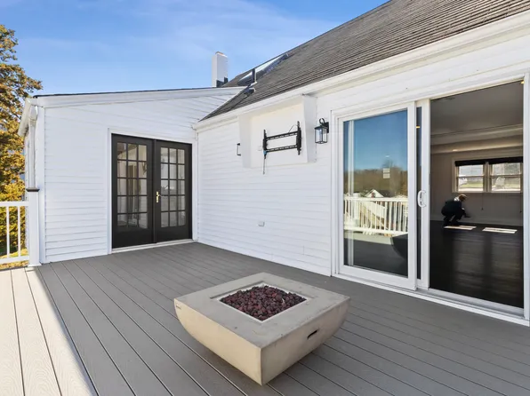 23 Nicholas Ave, Greenwich, CT 06831
