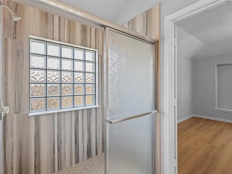 25910 N Lakefair Dr — Photo 20