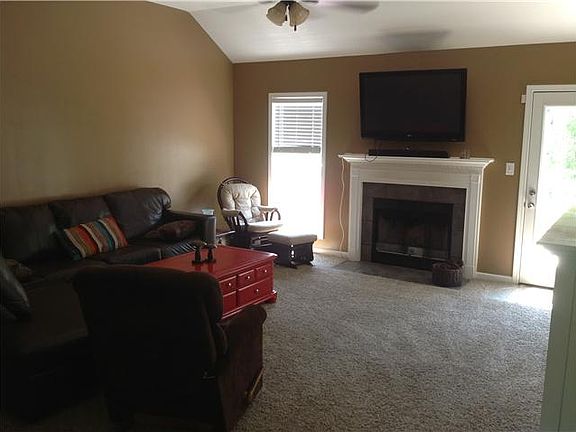 3rd image of 520 Glenstone Springs Dr