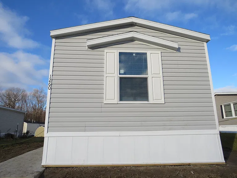 1260 Scarlet W #OAK — Photo 3