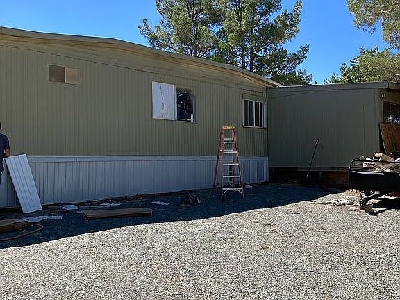 New skirting and gravel yard