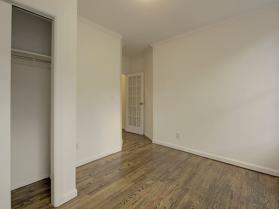 2nd image of 411 W 48th St #4FE
