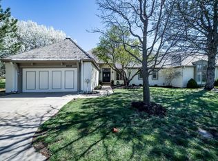 9220 E Lakepoint Dr, Wichita, KS 67226