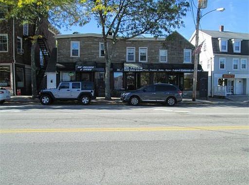 2nd image of 4 North St #4