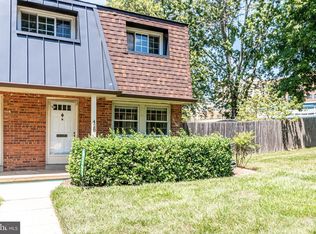 428 James Ct, Falls Church, VA 22046