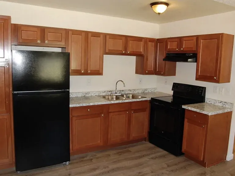8038 S Central Ave #1 — Photo 10
