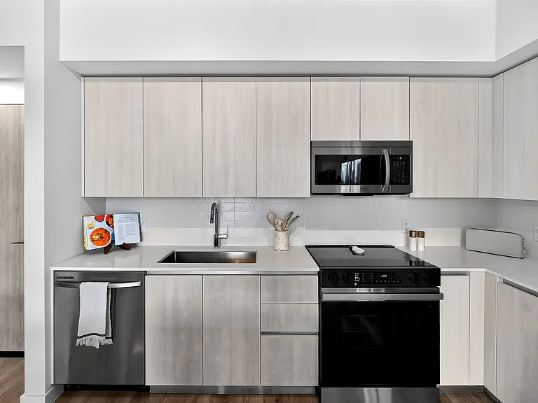 600 N Andrews Ave #604 — Photo 48