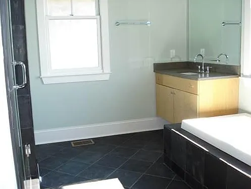 3 bed, 2.5 bath, 1908 sqft, $4,995 — Photo 4
