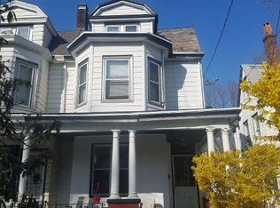 930 Carteret Ave, Trenton, NJ