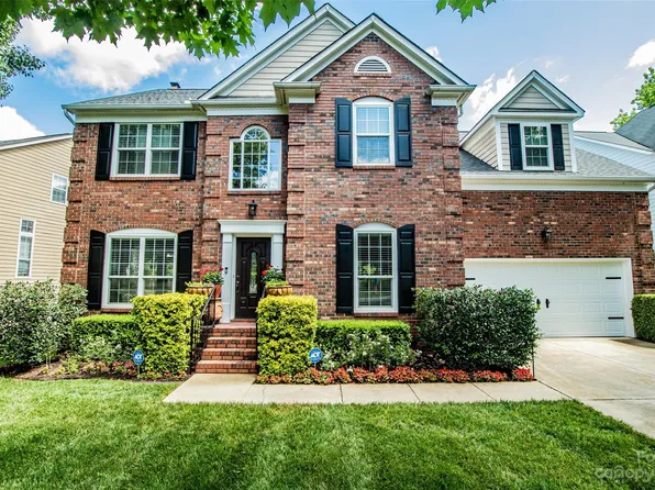 6513 Summertree Ln, Charlotte, NC 28270