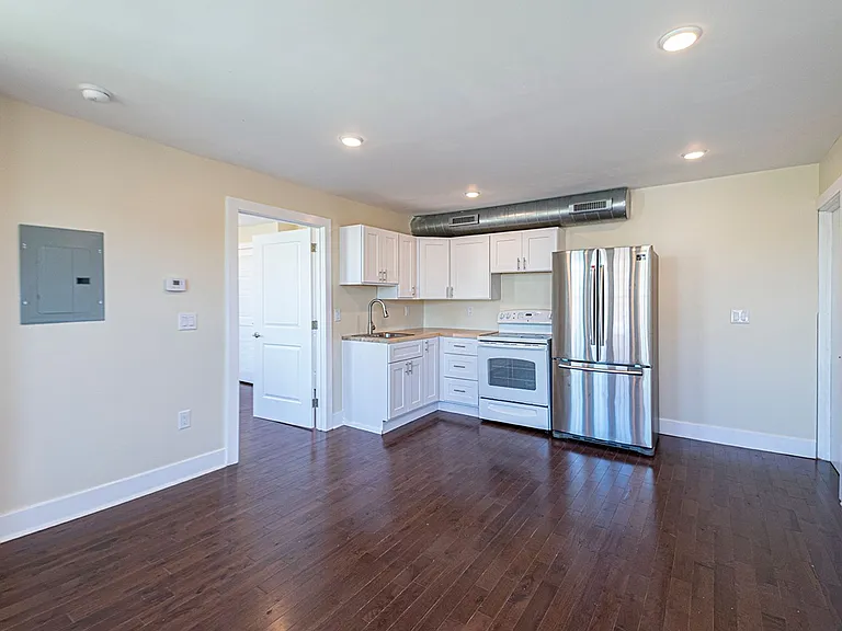 527 S 21st Street — Photo 17
