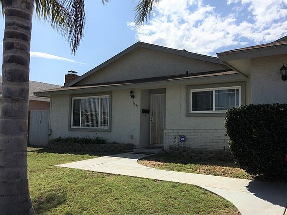 3rd image of 1597 Ionian St
